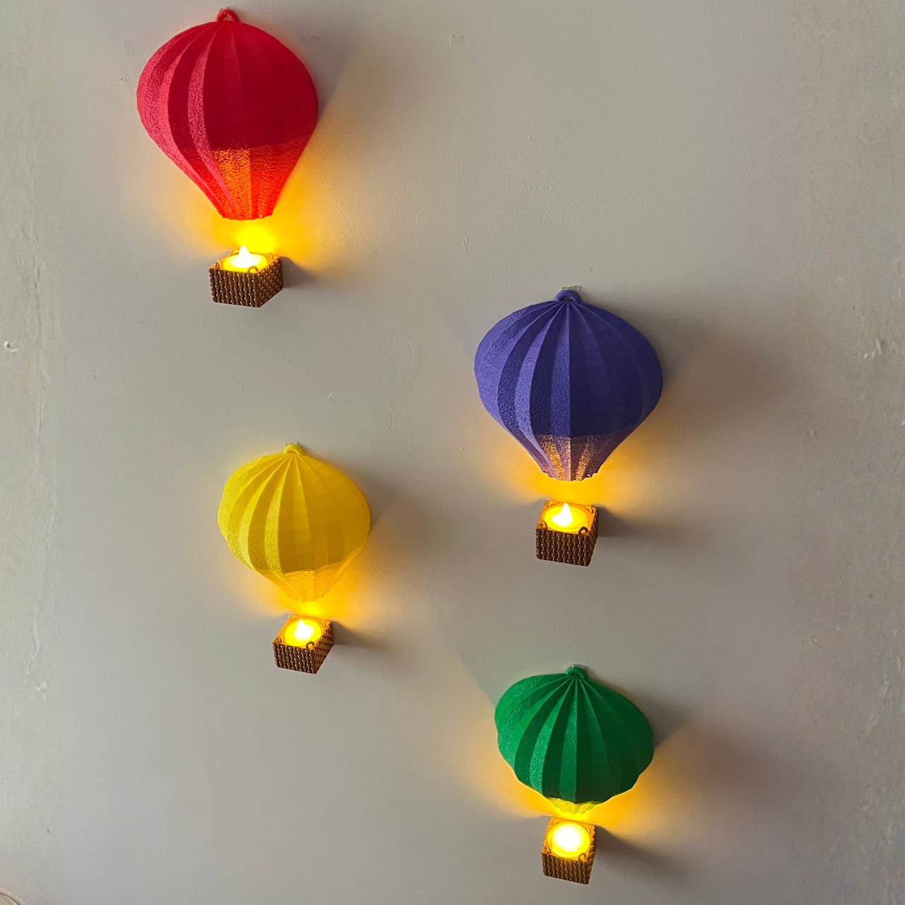 Balão Festa Junina de Parede com LED – Kit 2 ou 4 Unidades